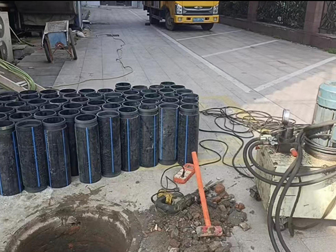 霍州PE置换管厂家 DN315置换管 非开挖管短管置换